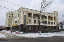 Административно-офисное здание с предприятиями обслуживания и подземной автостоянкой