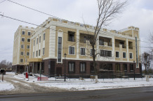 Административно-офисное здание с предприятиями обслуживания и подземной автостоянкой